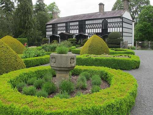 Plas Newydd - 0.3 miles